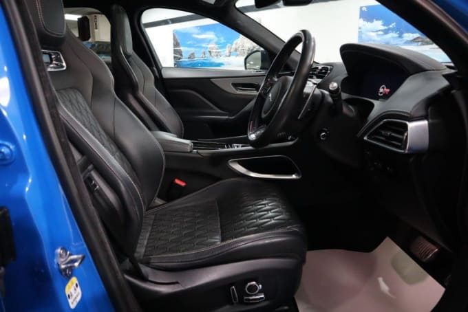 2025 Jaguar F-pace