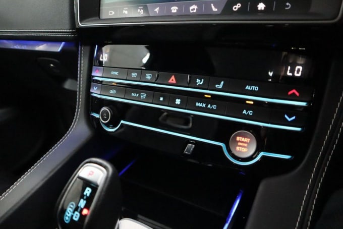 2025 Jaguar F-pace