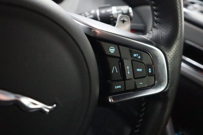 2025 Jaguar F-pace