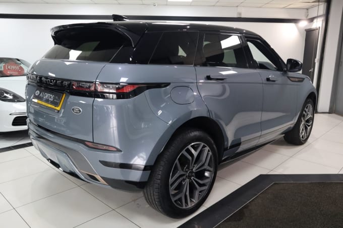 2025 Land Rover Range Rover Evoque