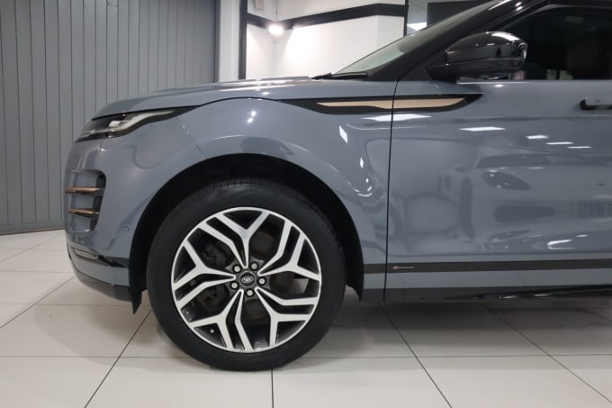 2025 Land Rover Range Rover Evoque