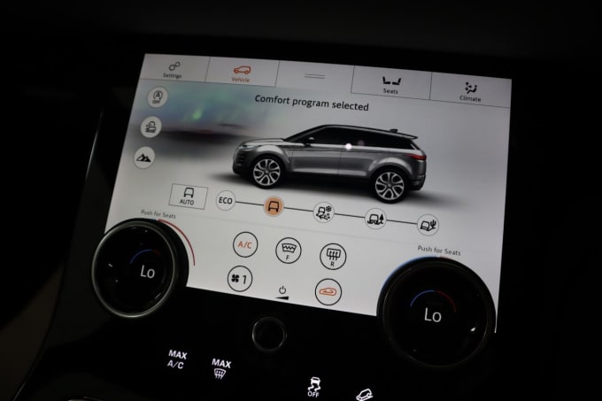 2025 Land Rover Range Rover Evoque