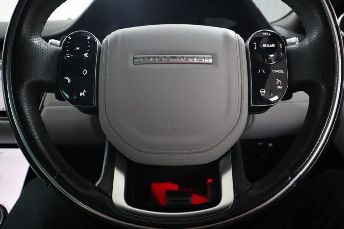2025 Land Rover Range Rover Evoque
