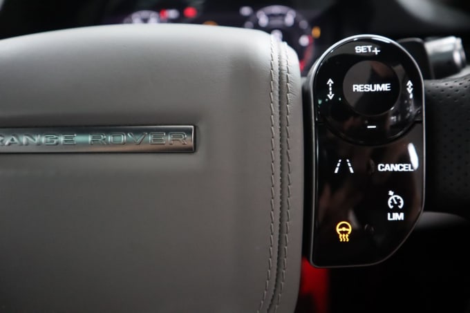 2025 Land Rover Range Rover Evoque