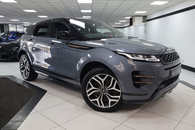 2025 Land Rover Range Rover Evoque
