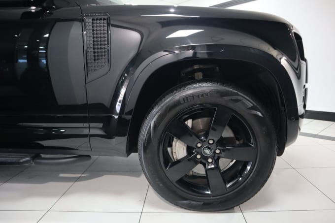2025 Land Rover Defender