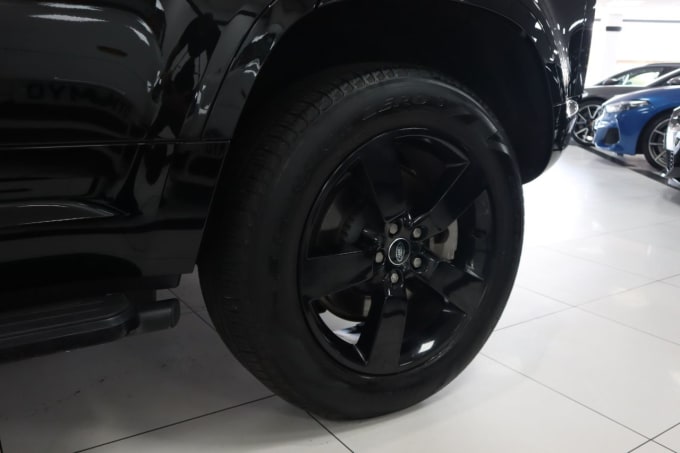 2025 Land Rover Defender