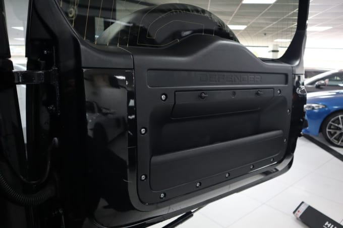 2025 Land Rover Defender