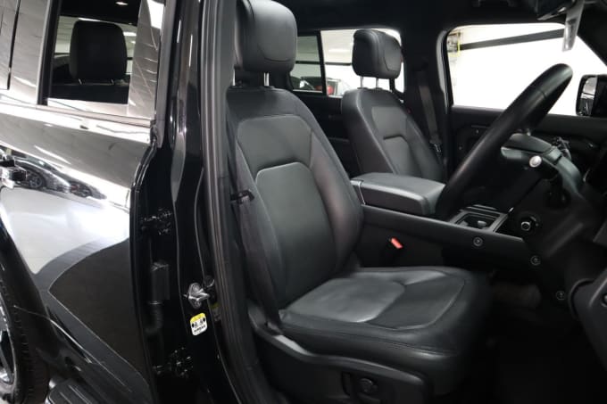 2025 Land Rover Defender