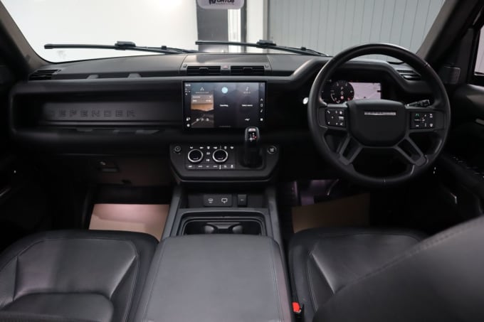 2025 Land Rover Defender