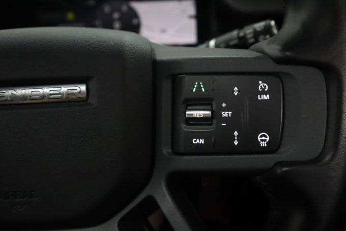 2025 Land Rover Defender