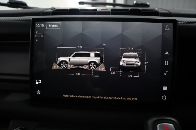 2025 Land Rover Defender