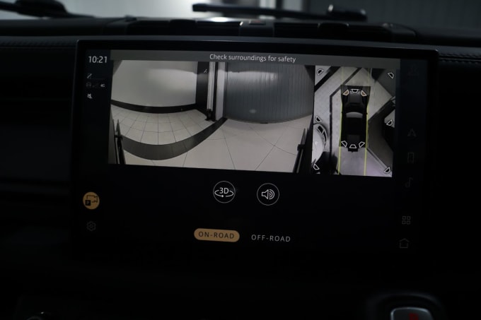 2025 Land Rover Defender
