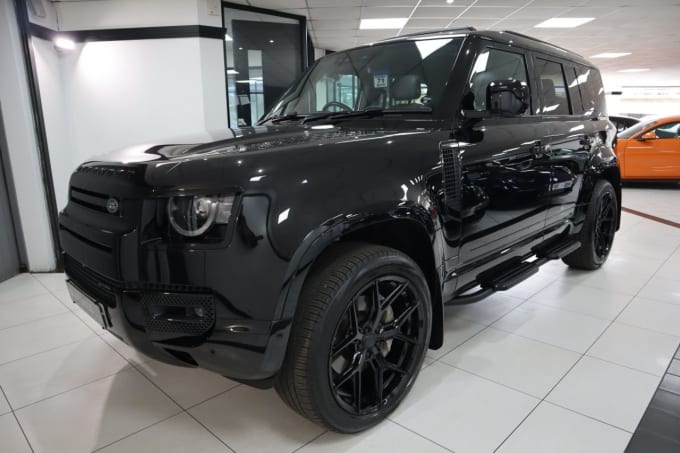 2025 Land Rover Defender