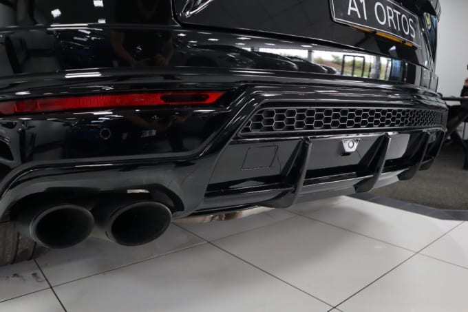 2025 Lamborghini Urus