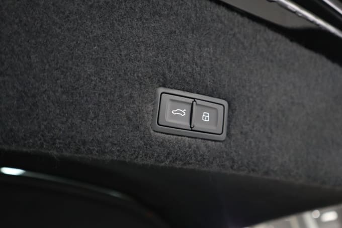 2025 Lamborghini Urus
