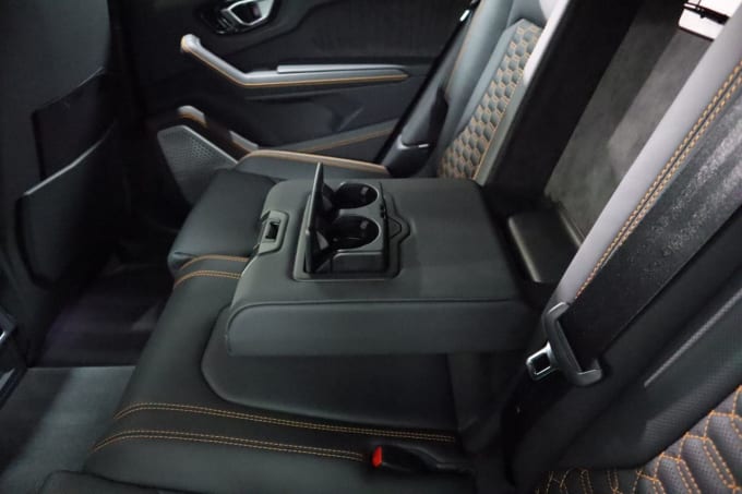 2025 Lamborghini Urus
