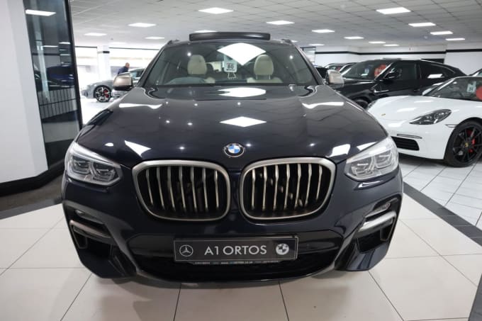 2025 BMW X4