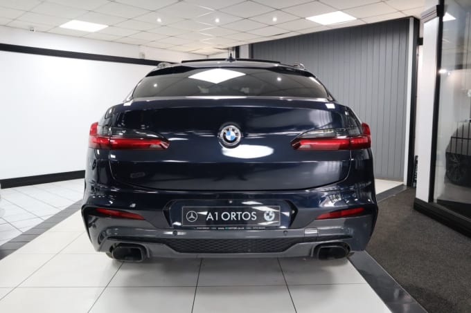 2025 BMW X4