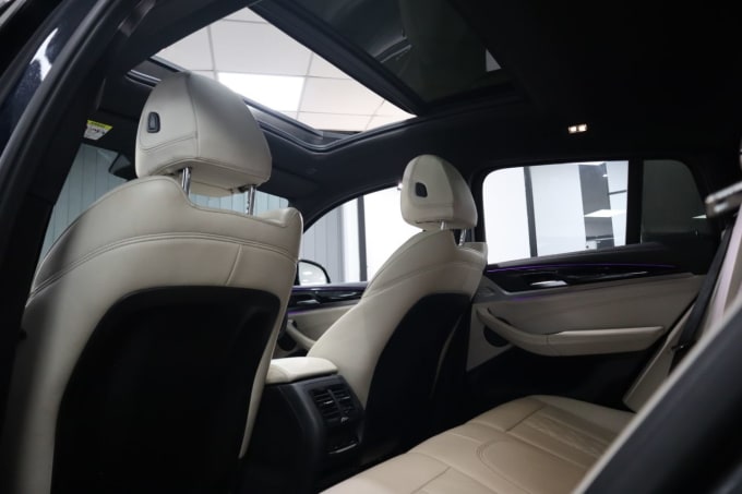 2025 BMW X4