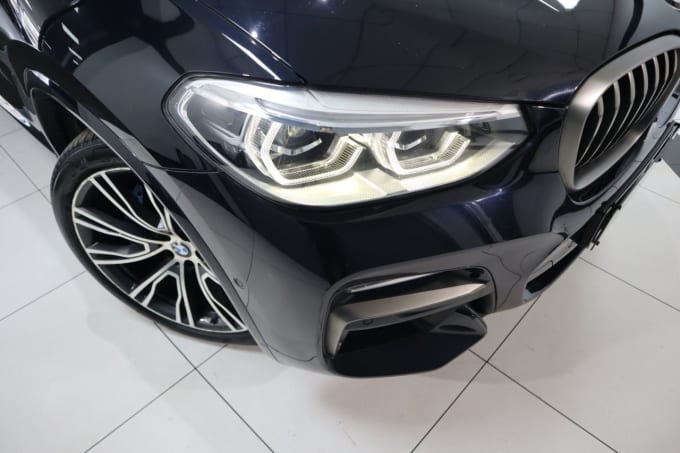 2025 BMW X4