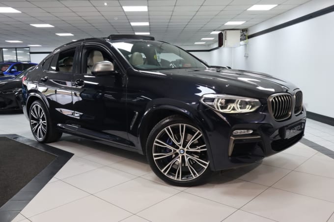 2025 BMW X4