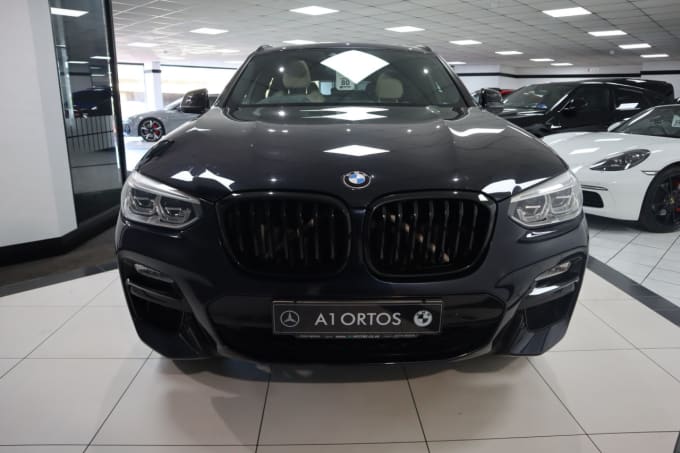 2025 BMW X4