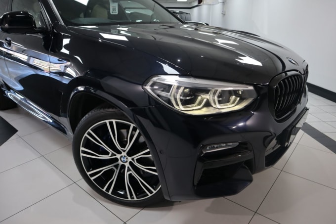 2025 BMW X4
