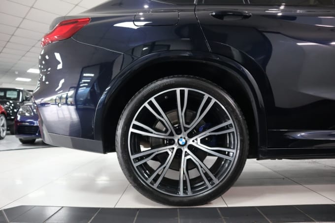 2025 BMW X4