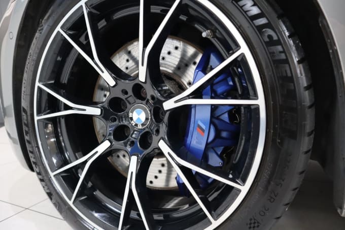 2025 BMW M5