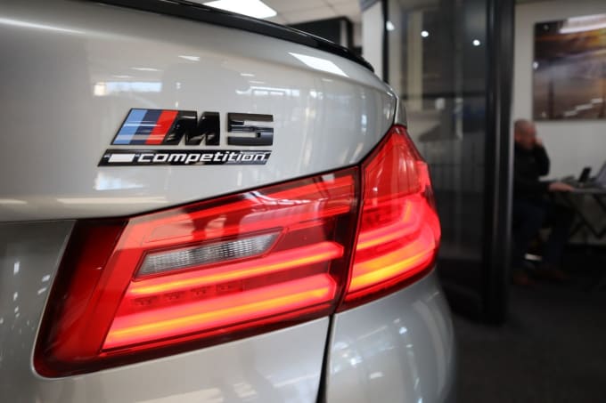 2025 BMW M5