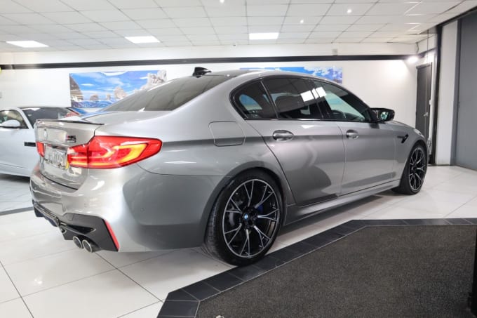 2025 BMW M5
