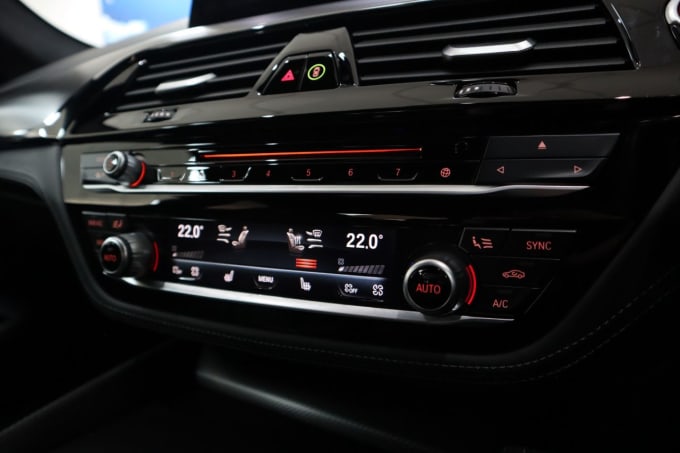 2025 BMW M5