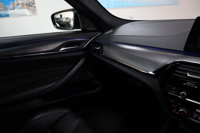 2025 BMW M5