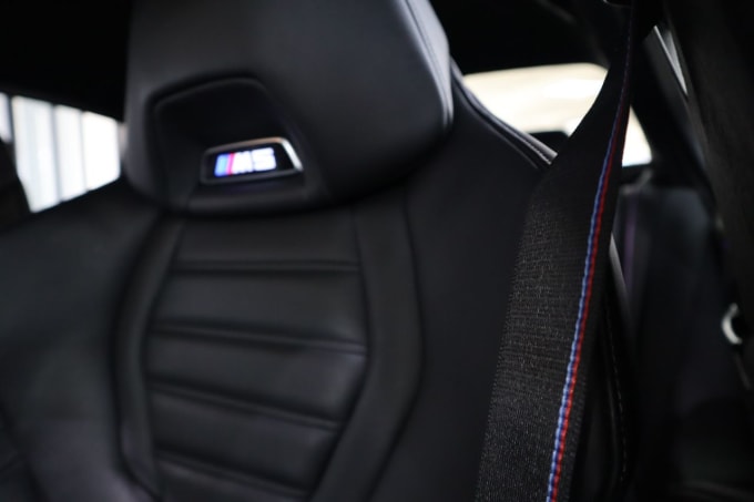 2025 BMW M5