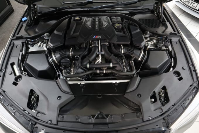 2025 BMW M5