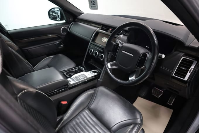 2025 Land Rover Discovery