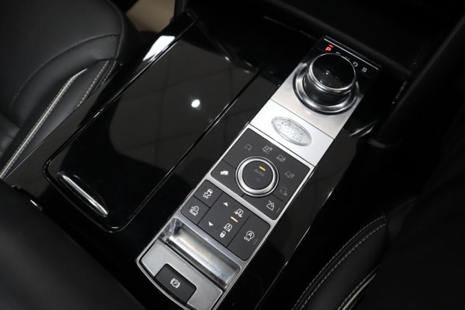 2025 Land Rover Discovery