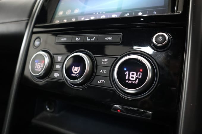 2025 Land Rover Discovery