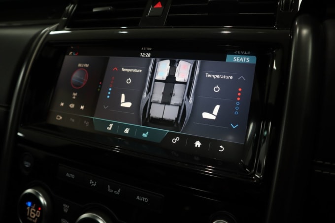 2025 Land Rover Discovery