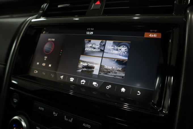 2025 Land Rover Discovery