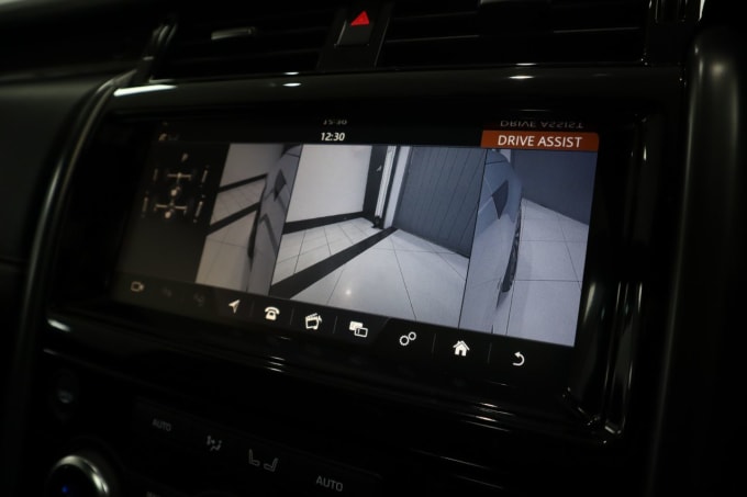2025 Land Rover Discovery