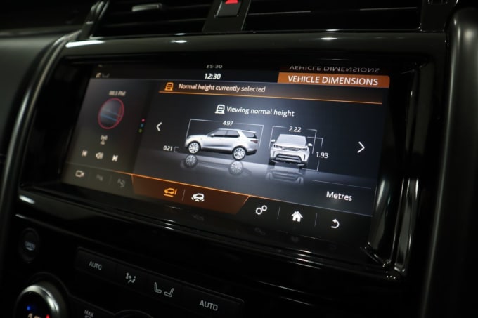 2025 Land Rover Discovery
