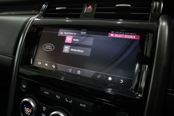 2025 Land Rover Discovery