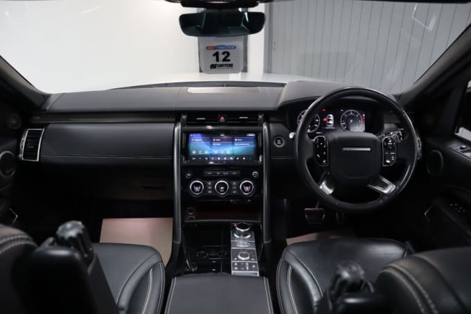 2025 Land Rover Discovery