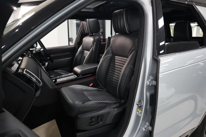 2025 Land Rover Discovery