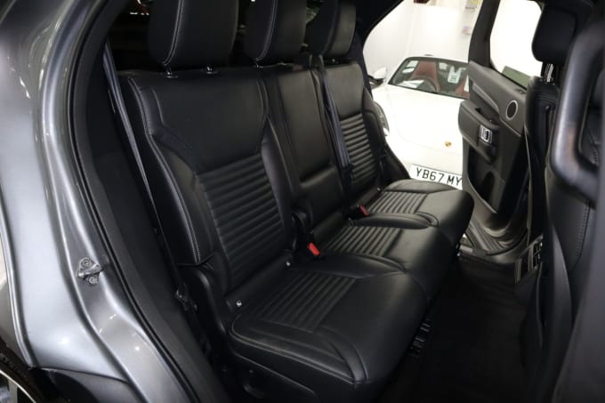 2025 Land Rover Discovery