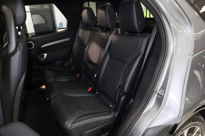 2025 Land Rover Discovery