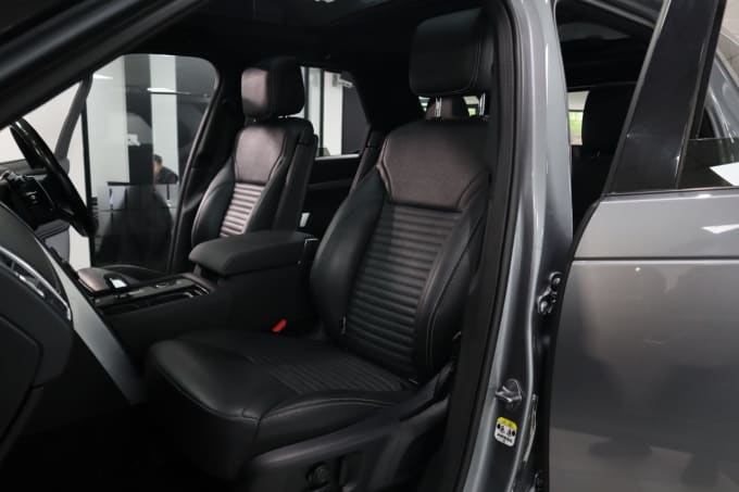 2025 Land Rover Discovery
