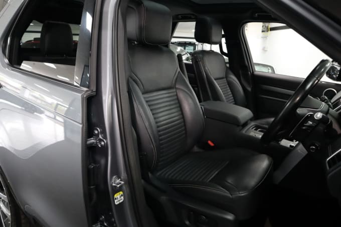 2025 Land Rover Discovery